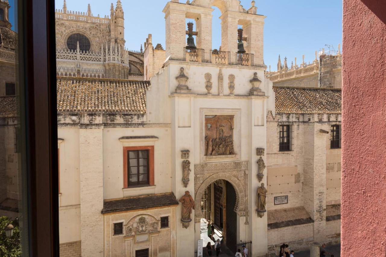 Puerta Catedral Apartments Sevilla Bagian luar foto