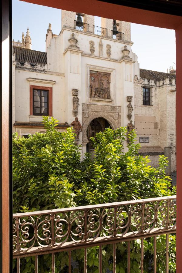 Puerta Catedral Apartments Sevilla Bagian luar foto