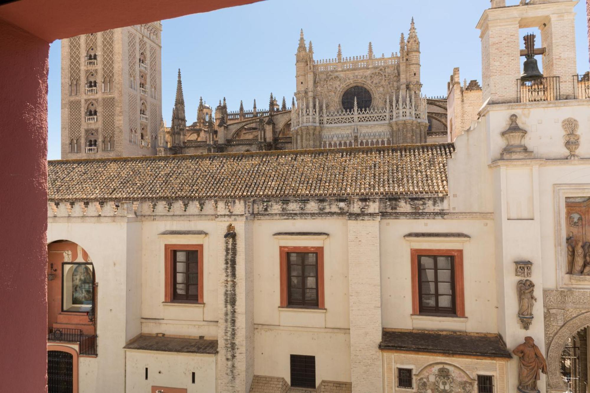 Puerta Catedral Apartments Sevilla Bagian luar foto