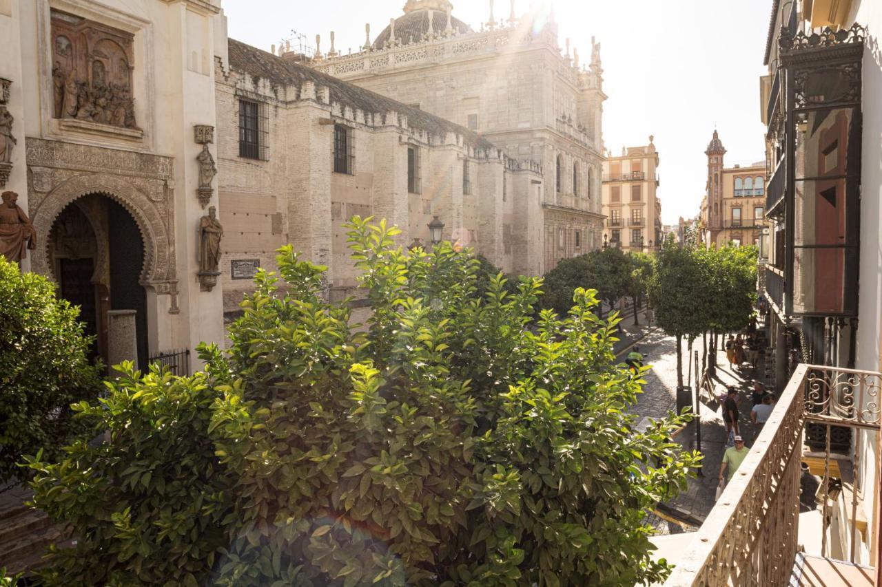 Puerta Catedral Apartments Sevilla Bagian luar foto