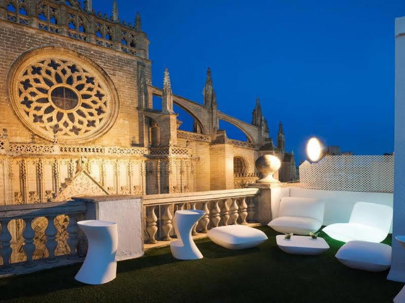 Puerta Catedral Apartments Sevilla Bagian luar foto